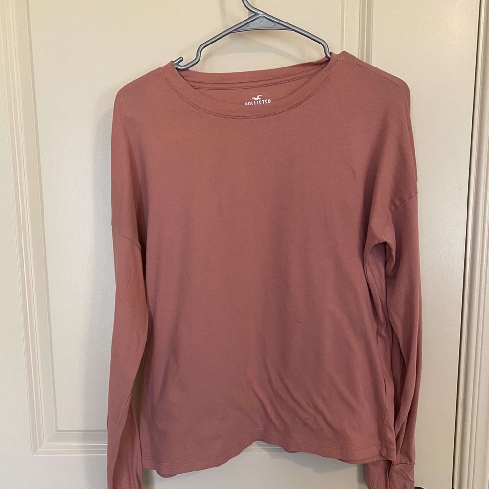 Hollister long sleeve tee